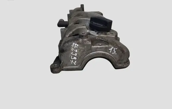 KIA Carens I Rocker cam cover