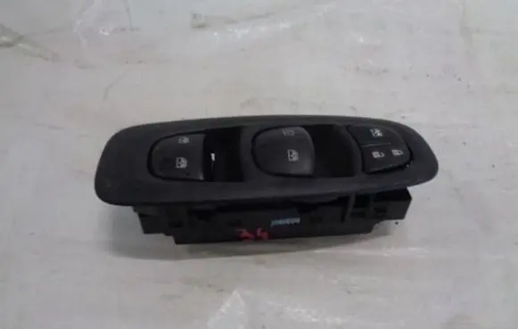 Renault Kadjar Quarter vent window switch 254011766R
