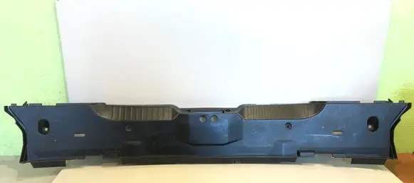 BMW 3 E36 Trunk/boot sill cover protection 8239548