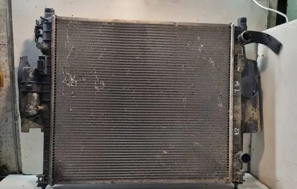 Mercedes-Benz ML W163 Coolant radiator 1005583