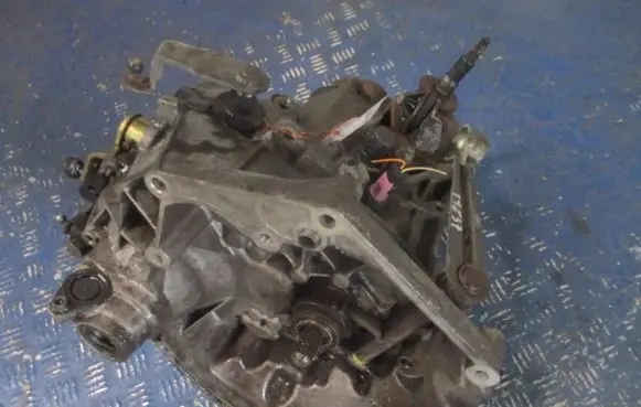 Peugeot 206 CC Manual 6 speed gearbox