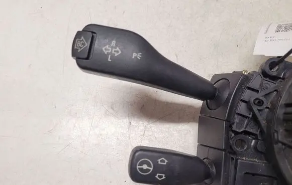 BMW X5 E53 Wiper turn signal indicator stalk/switch 613183753989 542011 8375408