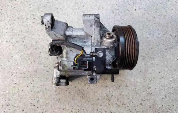 Subaru Forester SJ Air conditioning (A/C) compressor (pump) 73111SG010AOP1046 73111SG010