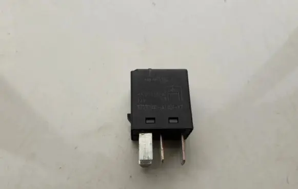Mitsubishi Space Star Other relay mb953382 mb9533821i