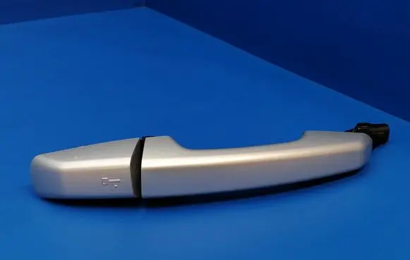 Land Rover Discovery 5 Front door exterior handle BJ32224A44