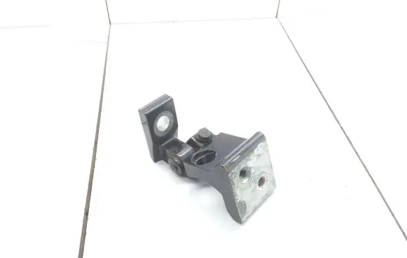 Audi A3 S3 8P Rear door upper hinge 8P4833407