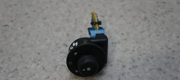 Citroen Xsara Picasso Wing mirror switch