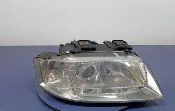 Audi A6 S6 C5 4B Headlight/headlamp 155930-00