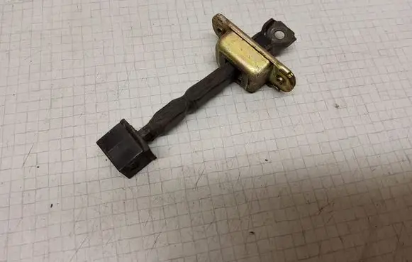 Mitsubishi Space Runner Front door check strap stopper
