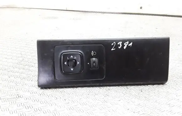 SsangYong Musso Headlight level height control switch