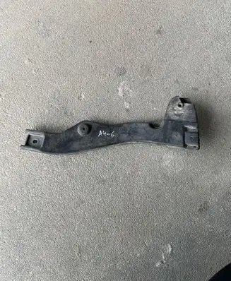 Audi A4 S4 B6 8E 8H Front bumper mounting bracket 8E0807203B