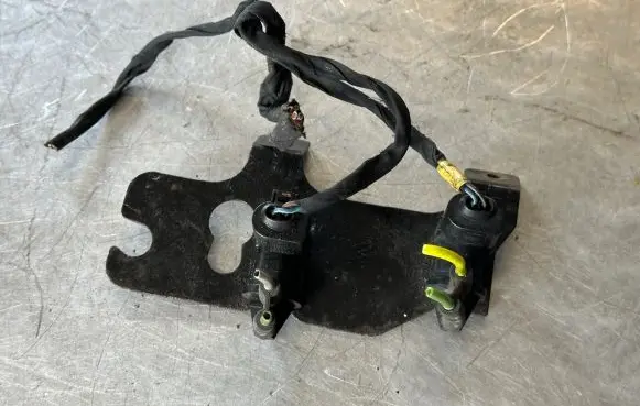 Dodge Journey Valve vacuum 1K0906283A 04766959AA