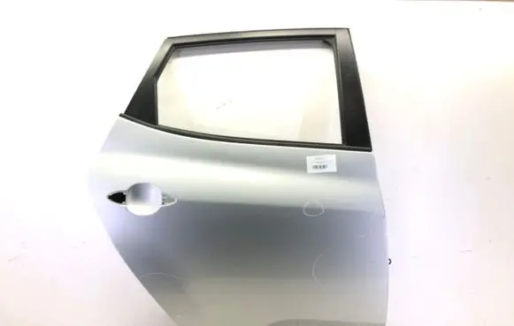 KIA Venga Rear door