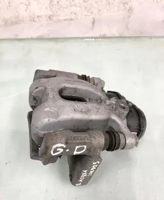 Opel Mokka B Rear brake caliper 9842295180