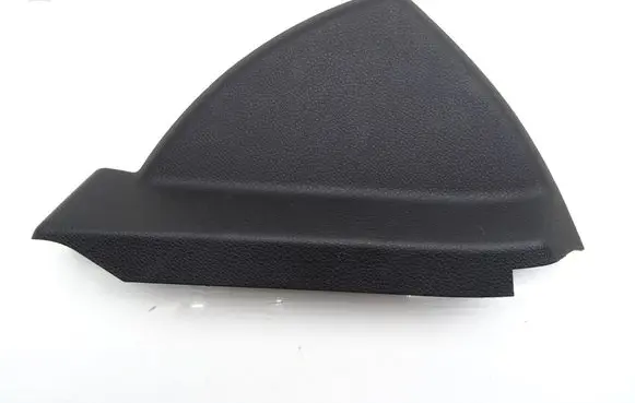 Mercedes-Benz C W204 Dash center speaker trim cover A2046800078