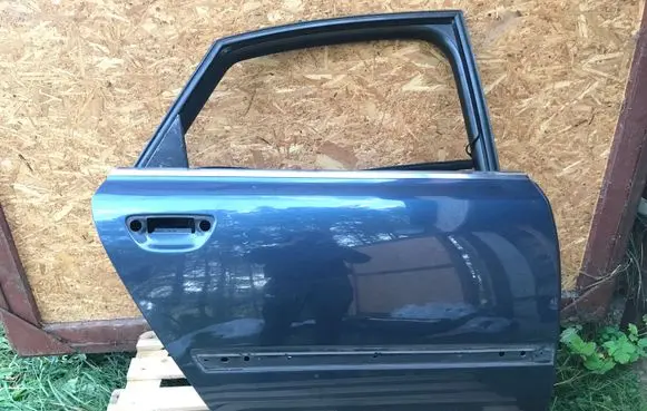Audi A8 S8 D3 4E Rear door
