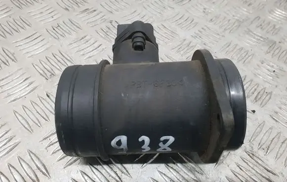 Audi A6 S6 C5 4B Mass air flow meter RF002216 PBTGF30
