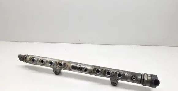Volvo V60 Fuel main line pipe 0281002990 0445215025 30777759