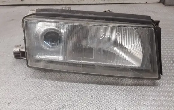 Skoda Octavia Mk1 (1U) Headlight/headlamp