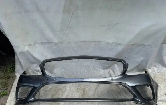 Mercedes-Benz C W205 Front bumper