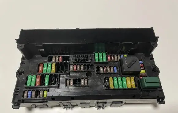 BMW X3 F25 Fuse module 9315150