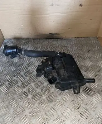 Land Rover Freelander 2 - LR2 Oil fill pipe 9653275280