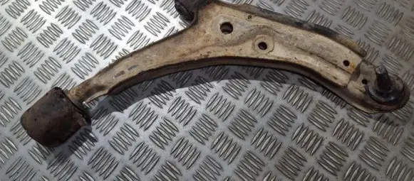 Nissan Sunny Front lower control arm/wishbone