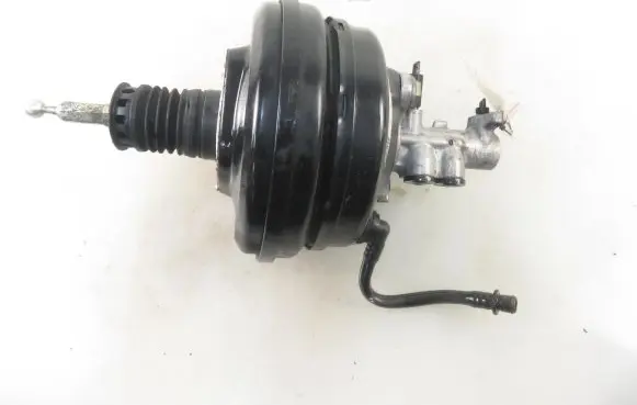 Audi A4 S4 B5 8D Brake booster 4B3612105