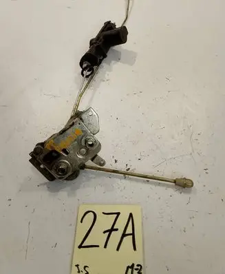 Skoda Felicia I Front door lock 96317188