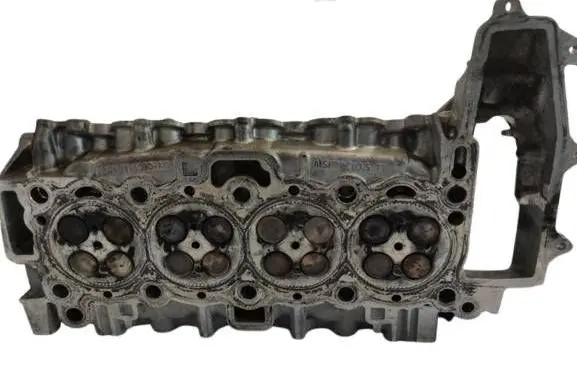 Jaguar XF Engine head PBG4D36090AC