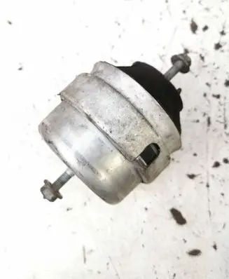 Seat Exeo (3R) Engine mount bracket