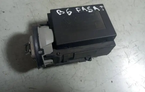 Volkswagen PASSAT B6 Ignition lock 3C0905843M 11601200226 333303501