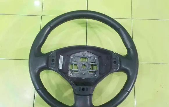 Peugeot 3008 I Steering wheel CV351351ZE 968661382E