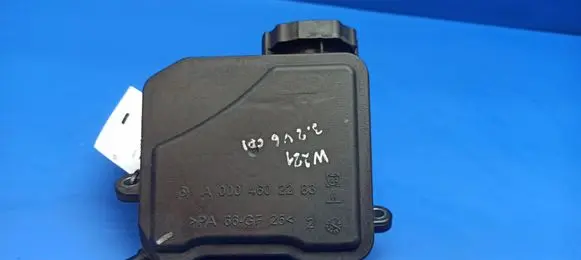 Mercedes-Benz S W221 Power steering fluid tank/reservoir A0004602283