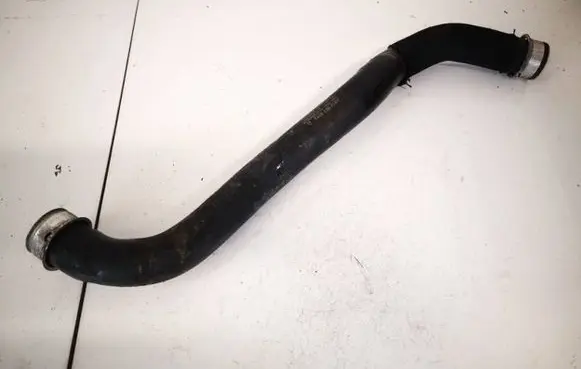Mercedes-Benz CLS C219 Engine coolant pipe/hose A2115015382