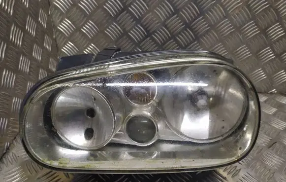 Volkswagen Golf IV Headlight/headlamp 1J1941015K