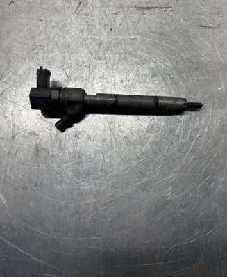 KIA Ceed Fuel injector 0445110256