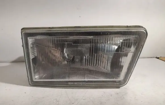 Iveco Daily 30.8 - 9 Headlight/headlamp 205426b