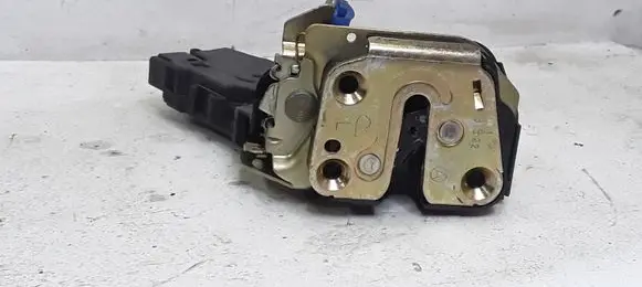 Subaru Outback Rear door lock