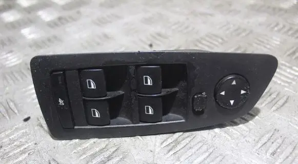 BMW 1 E81 E87 Electric window control switch 