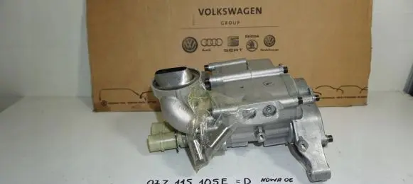 Volkswagen Touareg I Oil pump 07Z115105E 07Z115105D 07Z115187A