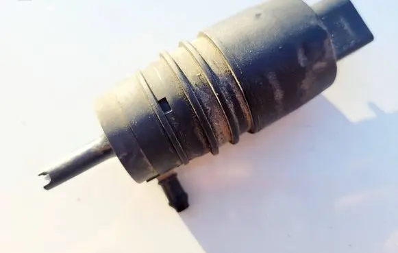 BMW 3 E46 Windscreen/windshield washer pump