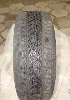 Porsche Taycan 9J1 R19 winter tire 55R19