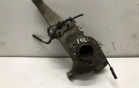 BMW 5 F10 F11 Front wheel hub 6775769