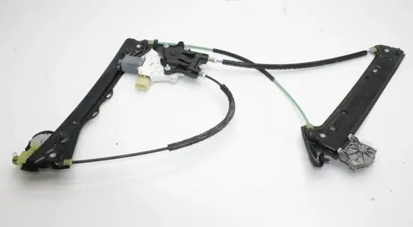 BMW M4 F82 F83 Front door window regulator with motor 7281624