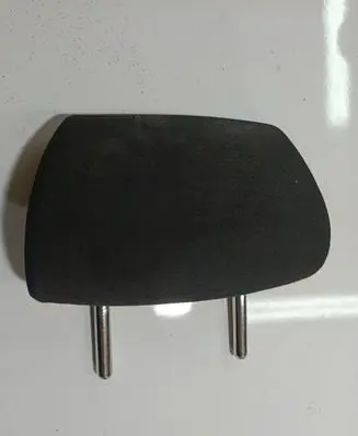 BMW 1 E81 E87 Front seat headrest 