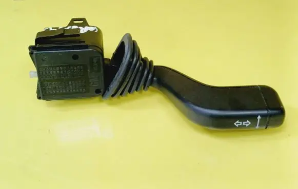 Opel Corsa B Indicator stalk 90221174