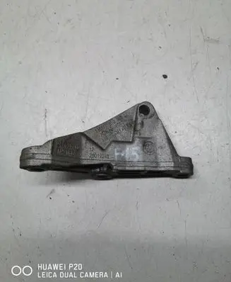 BMW 1 F20 F21 Fuel pump bracket 7810698