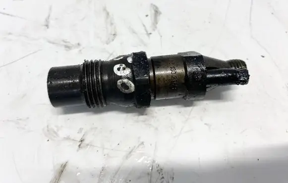 Fuel injector