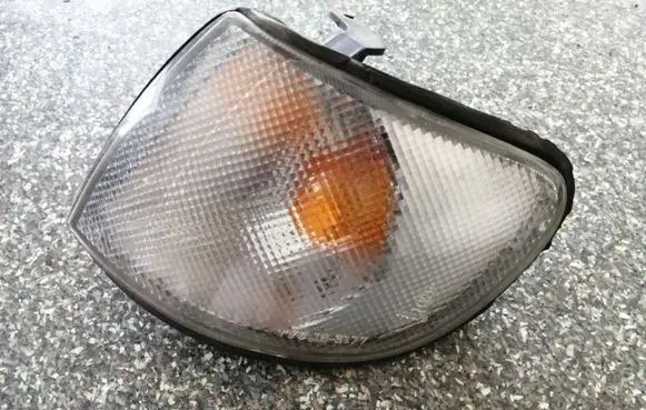 Nissan Sunny Front indicator light 183177B